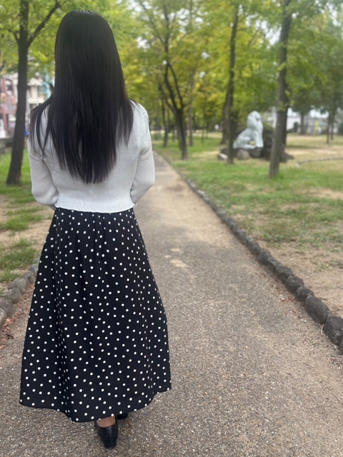 なお3
