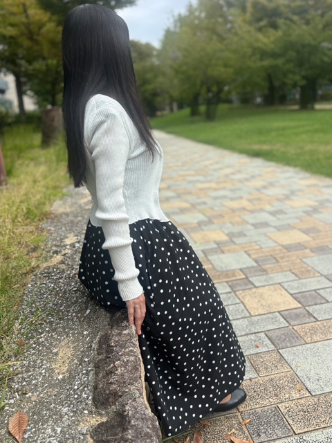なお4
